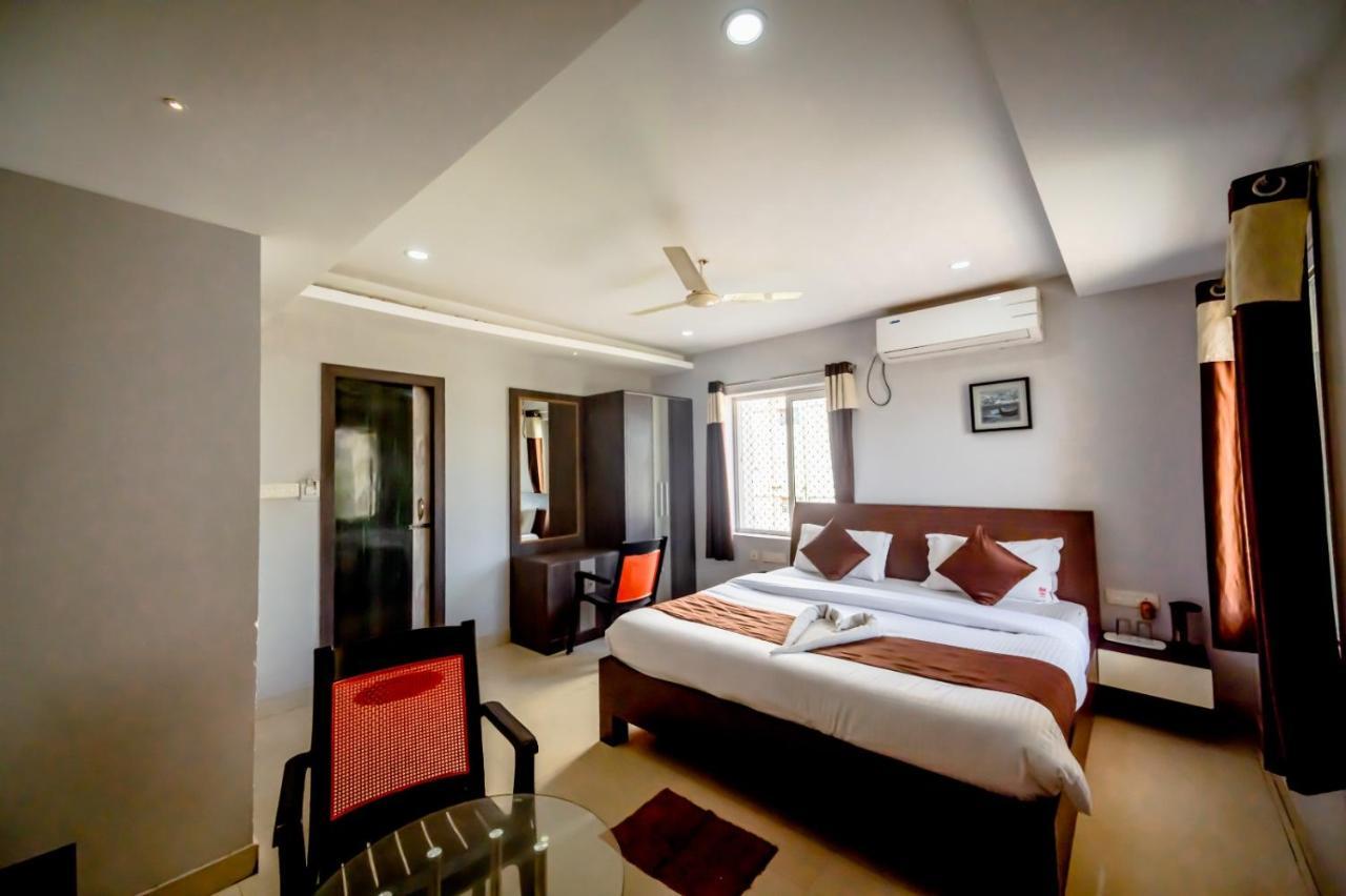 Shivangi Near Sea Official Hotel Puri