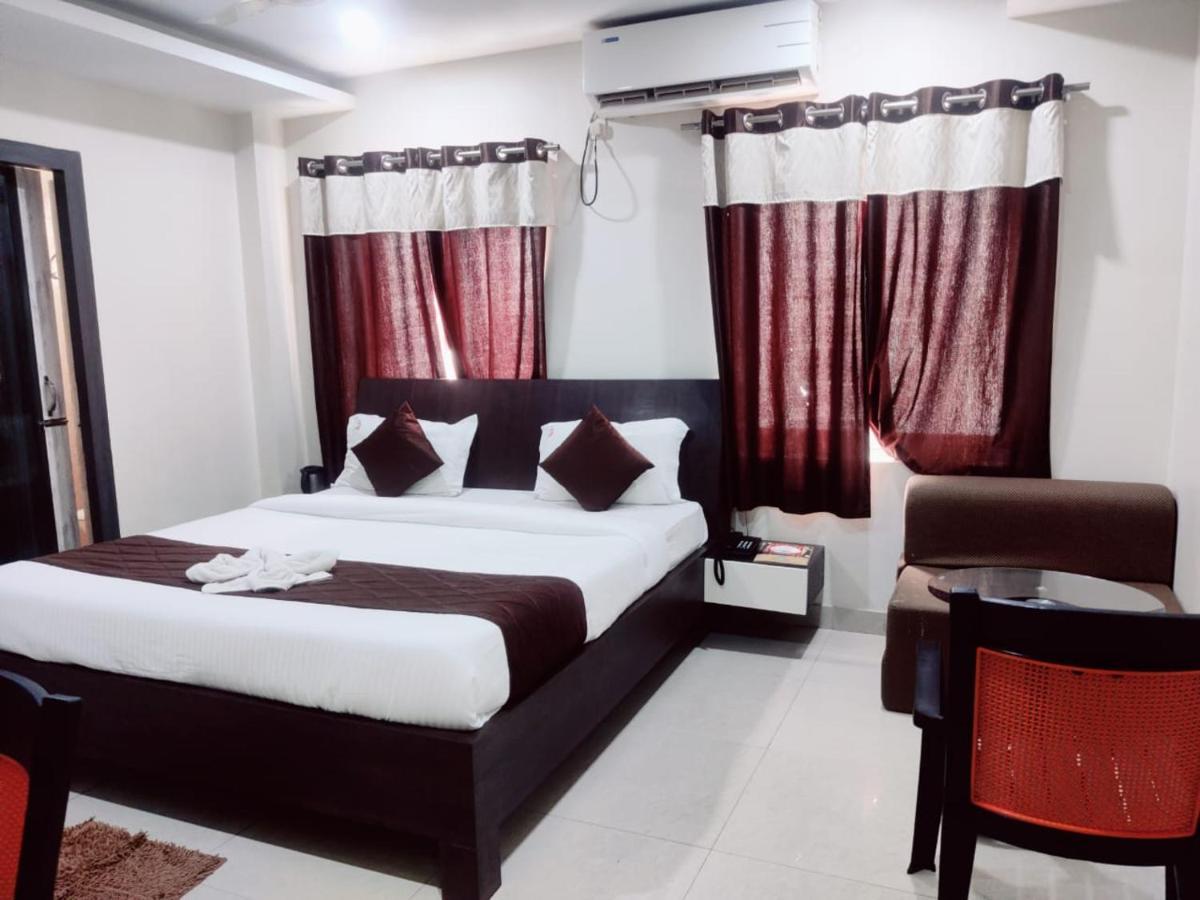 Shivangi Near Sea Official Hotel 3*